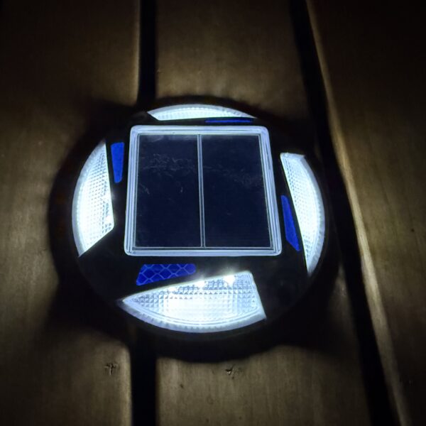 LED valgusti Cuut L - Valge/Sinine valgus