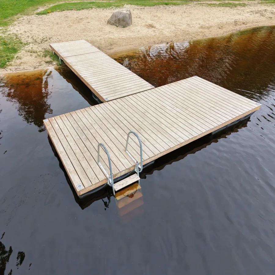CUUT 476-4 ujuvsild 2,4×6,0 m käigusillaga | CUUT.ee